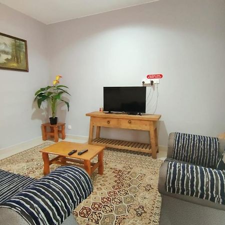 קואלה טרנגאנו Homestay Roma Suite מראה חיצוני תמונה