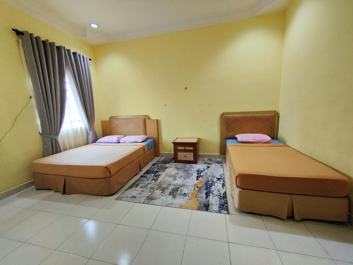 קואלה טרנגאנו Homestay Roma Suite מראה חיצוני תמונה
